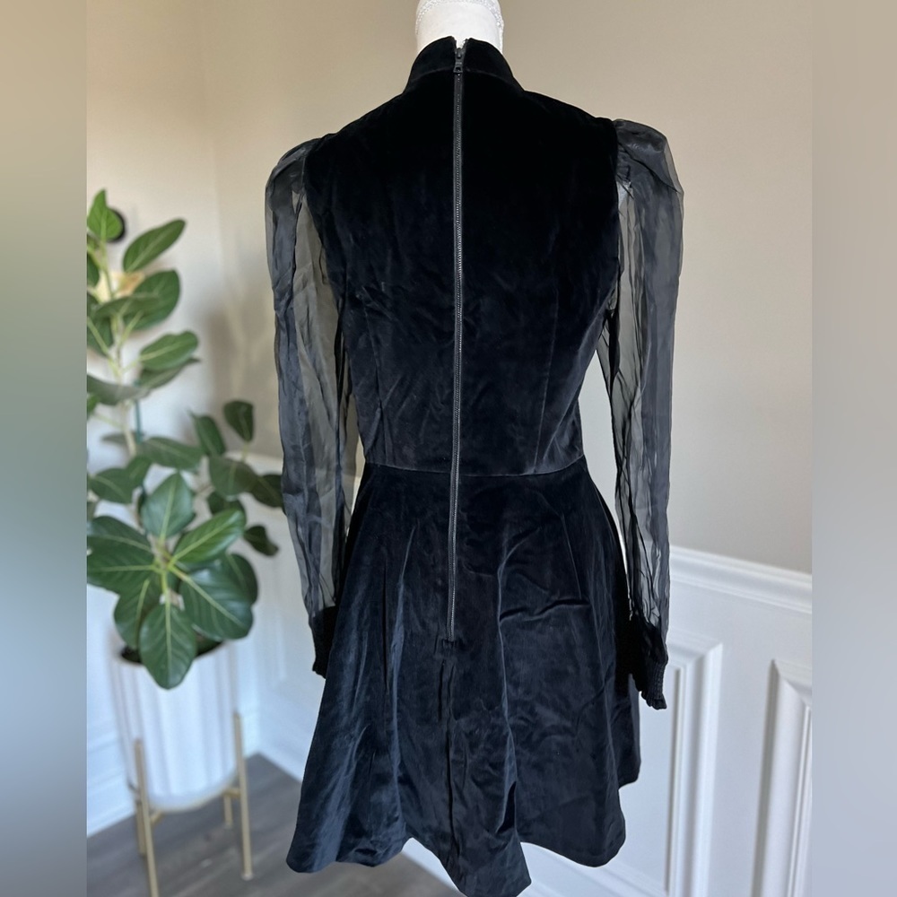 Alice and Olivia Paulette Velvet Puff Sleeve Mini Dress in Black sz 10 NWT 595$ - Picture 10 of 10